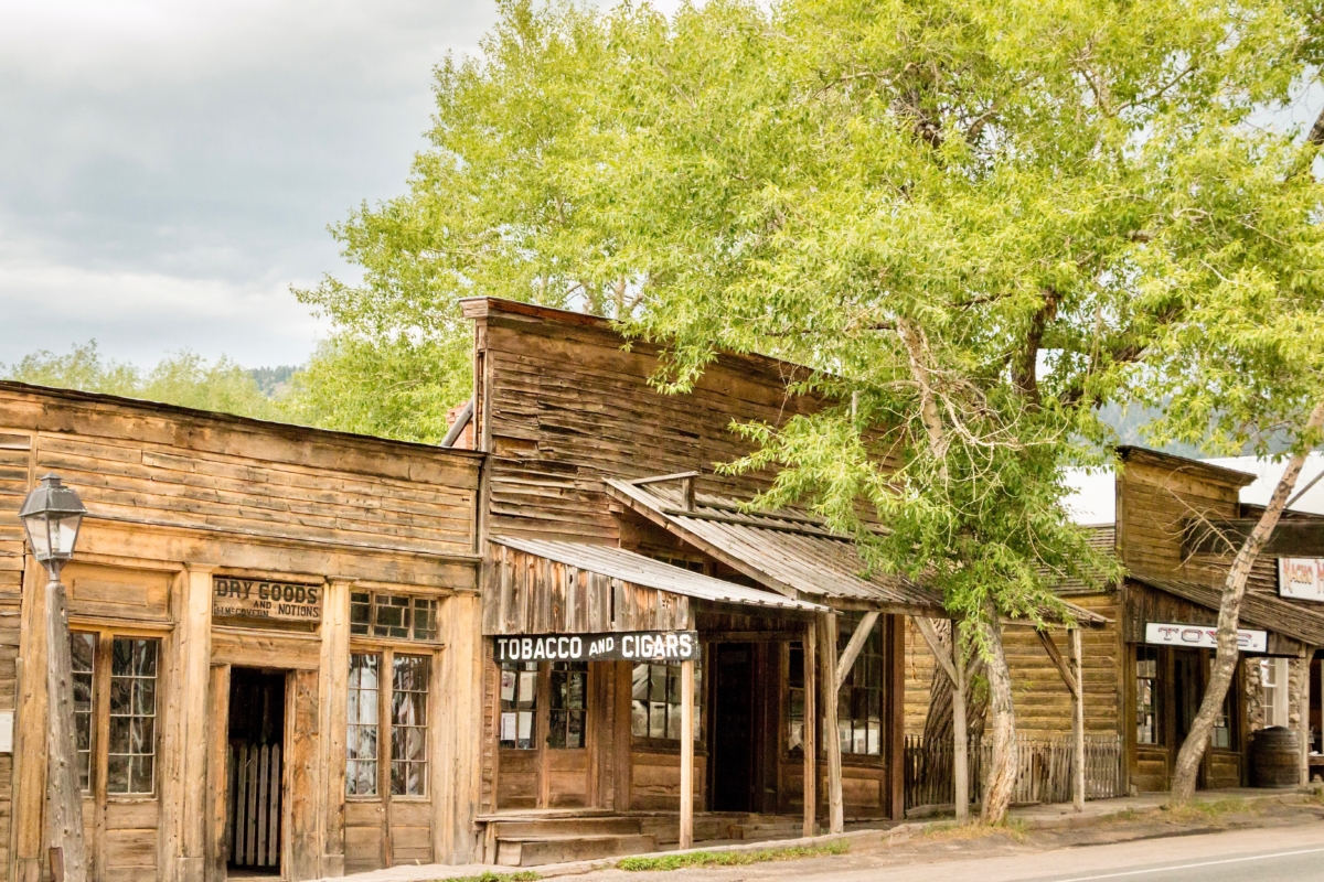 Two Montana Ghost Towns Where the Old West Comes Alive 2