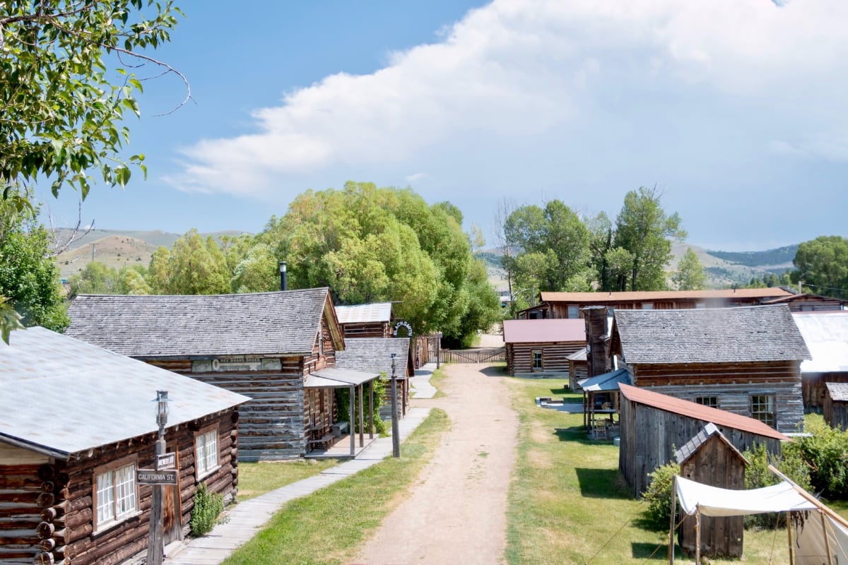 Two Montana Ghost Towns Where the Old West Comes Alive 12