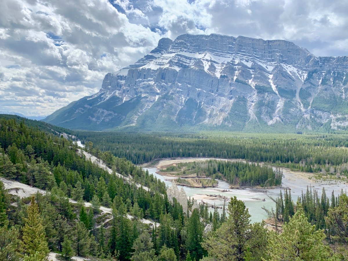 The Best Sites & Activities for a Town of Banff Adventure 23